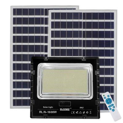 Rolinger Στεγανός Ηλιακός Προβολέας IP67 Ισχύος 1600W με Τηλεχειριστήριο σε Μαύρο χρώμα RZ-1600W